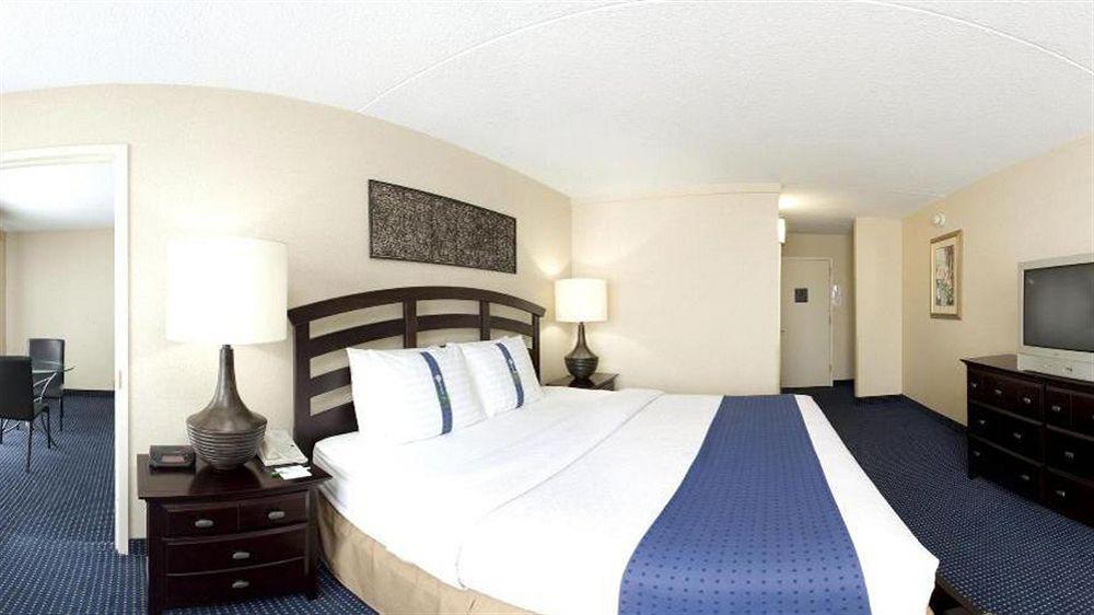 Holiday Inn Akron-West By Ihg Montrose Exteriör bild