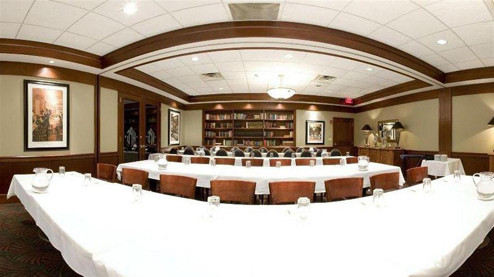 Holiday Inn Akron-West By Ihg Montrose Exteriör bild