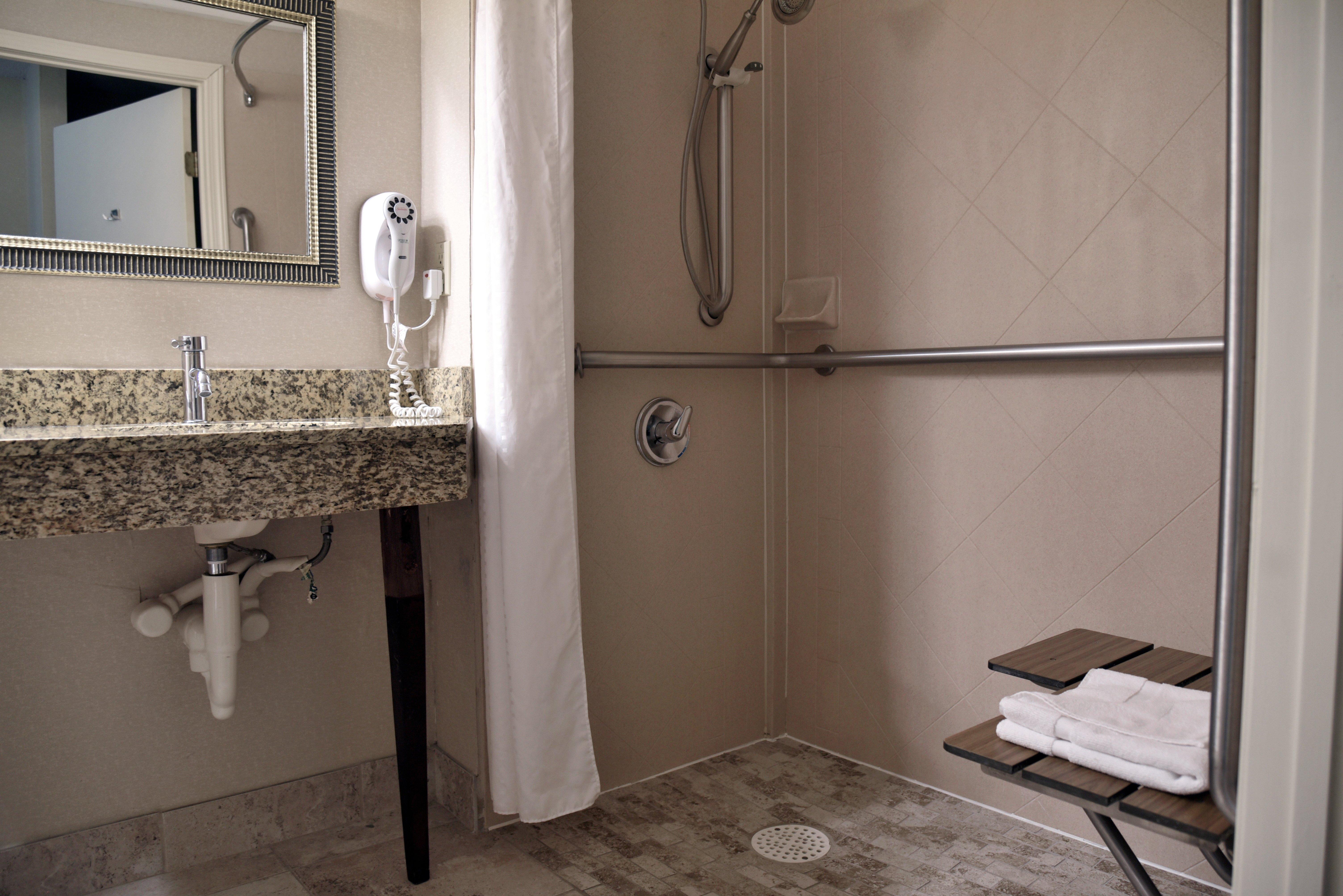 Holiday Inn Akron-West By Ihg Montrose Exteriör bild